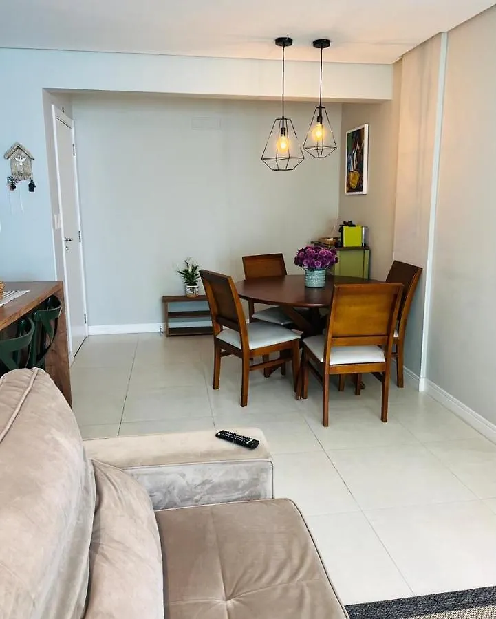 Apartamento Na Praia De Palmas Com Garagem Governador Celso Ramos 0*,